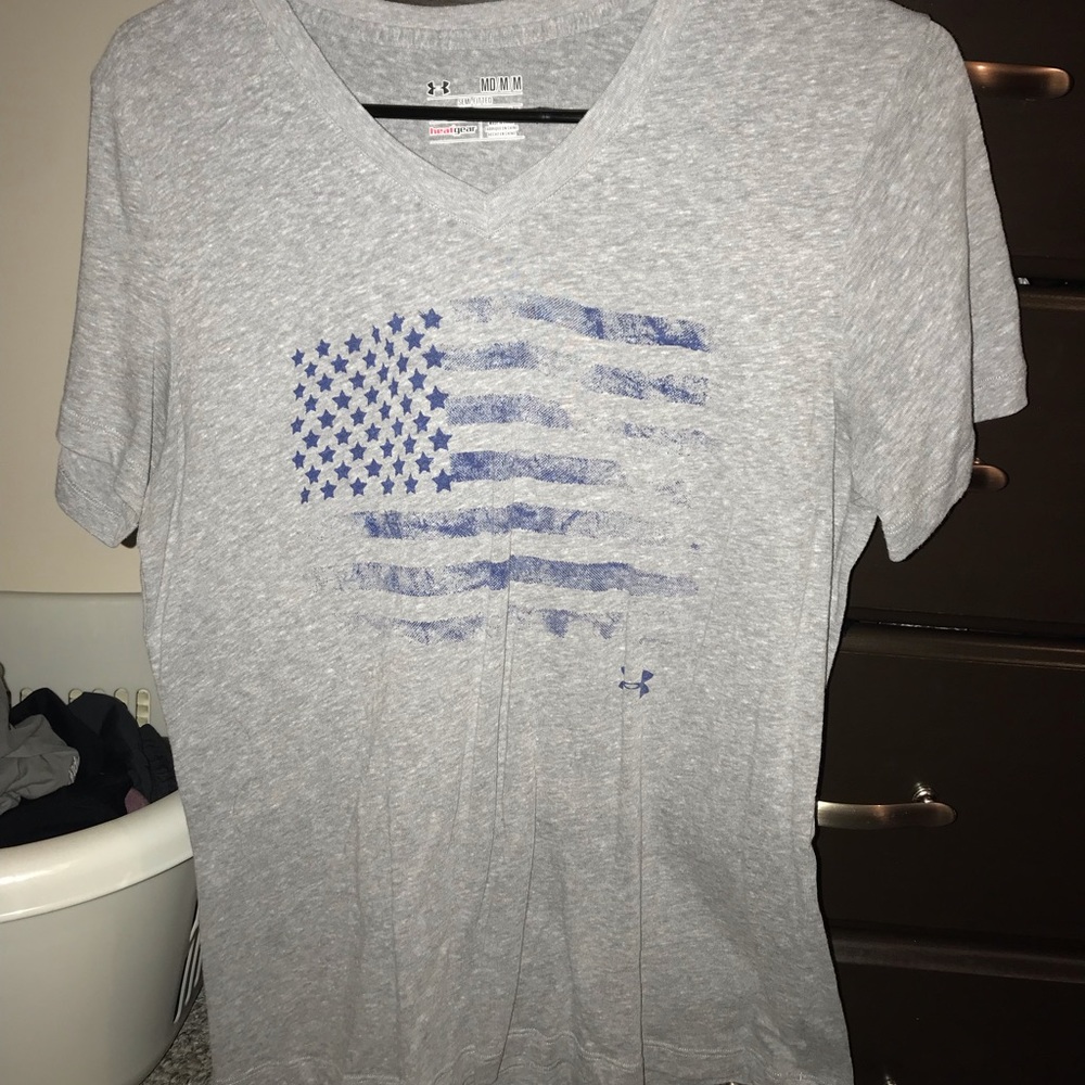 Women’s Under Armour Shirt